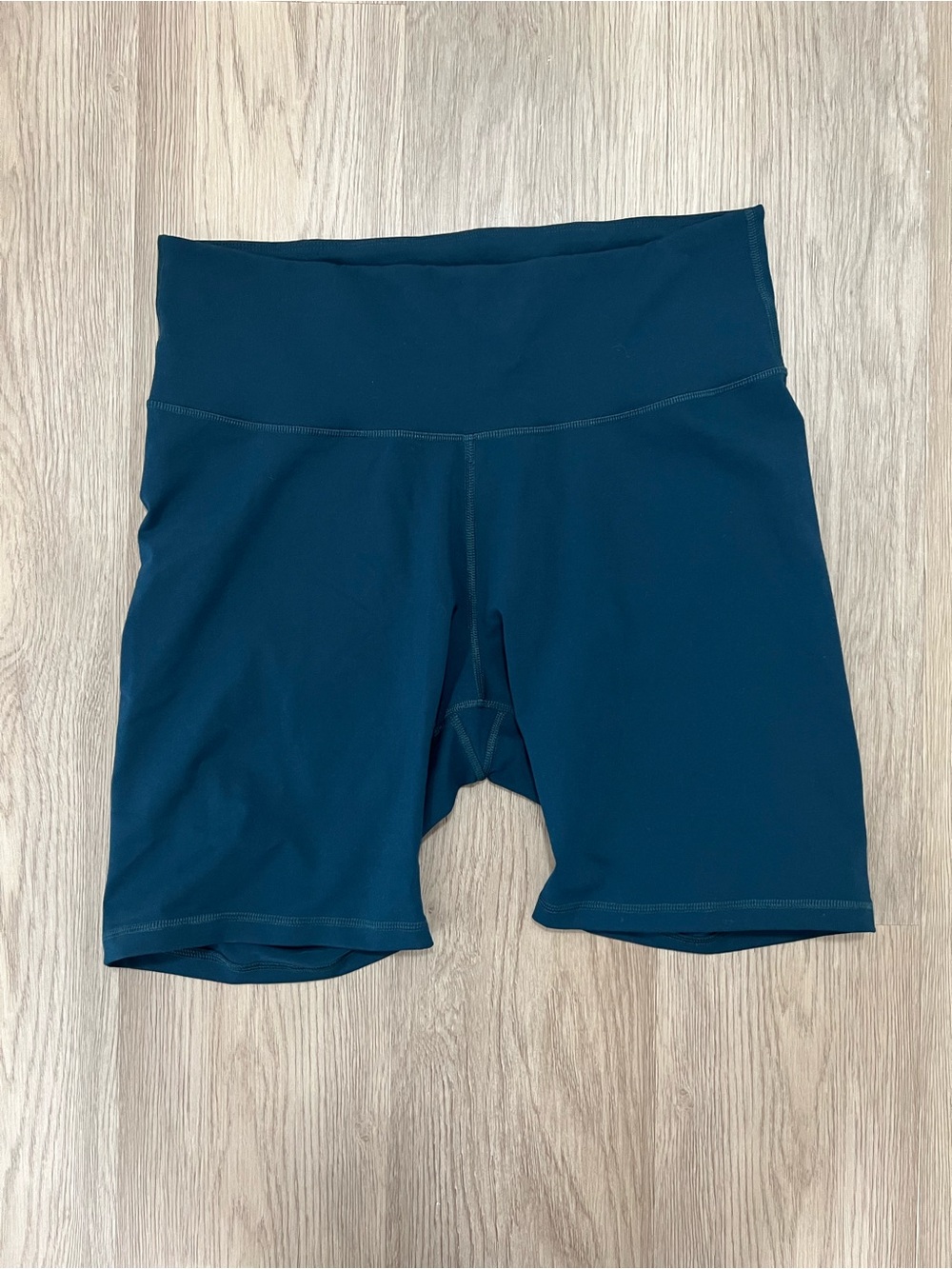 Old Navy Active XL High Rise Biker Shorts Teal Blue Go-Dry Stretch Athletic